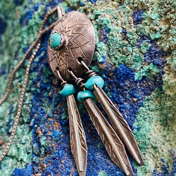 Native American Turquoise Dreamcatcher Pendant - Picture 4 of 7